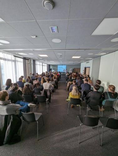 PXL_20231211_100405779.MP